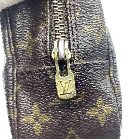 Louis Vuitton Monogram  Trousse Toiletry - Picture 7 of 10